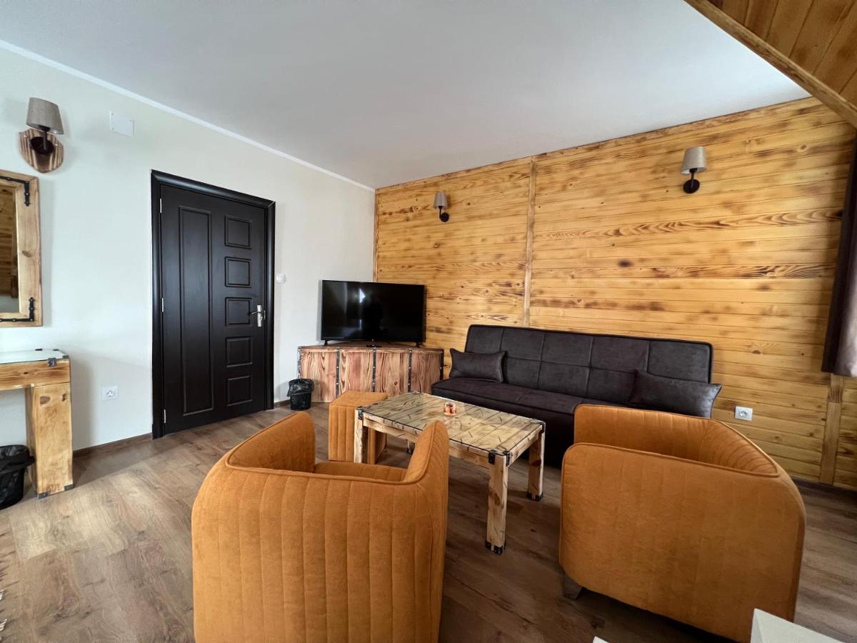 Nicole Hotel & Restaurant Самоков Екстериор снимка