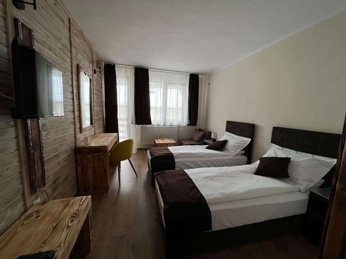 Nicole Hotel & Restaurant Самоков Екстериор снимка