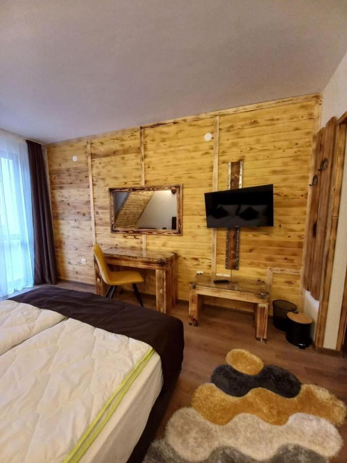 Nicole Hotel & Restaurant Самоков Екстериор снимка