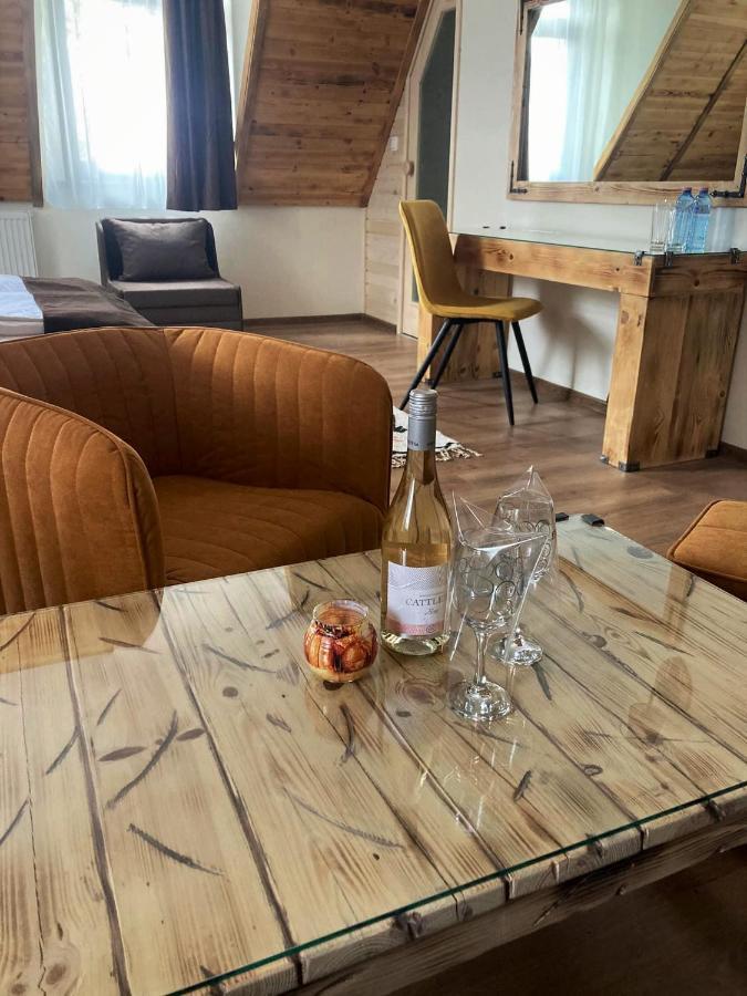 Nicole Hotel & Restaurant Самоков Екстериор снимка